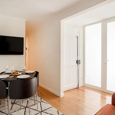 דירה Alfama Cozy Hideaway | 2br *