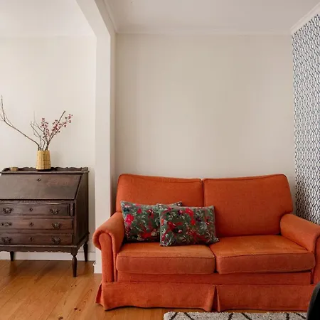 Apartment Alfama 2br | Walk To The Castle