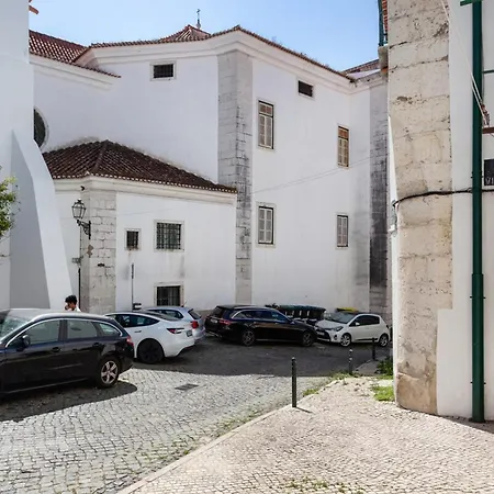 Alfama 2br | Walk To The Castle Apartment Lisbon