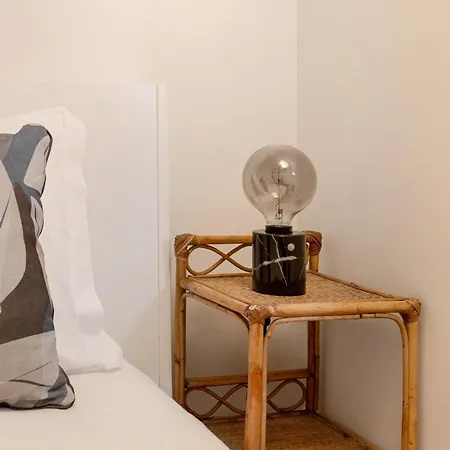 Alfama 2br | Walk To The Castle Apartment